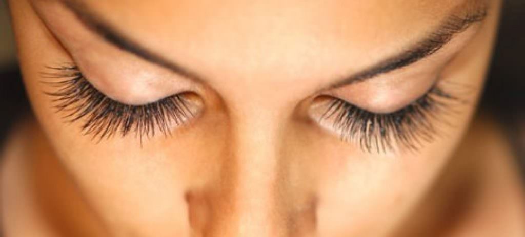 Как отрастить густые длинные ресницы