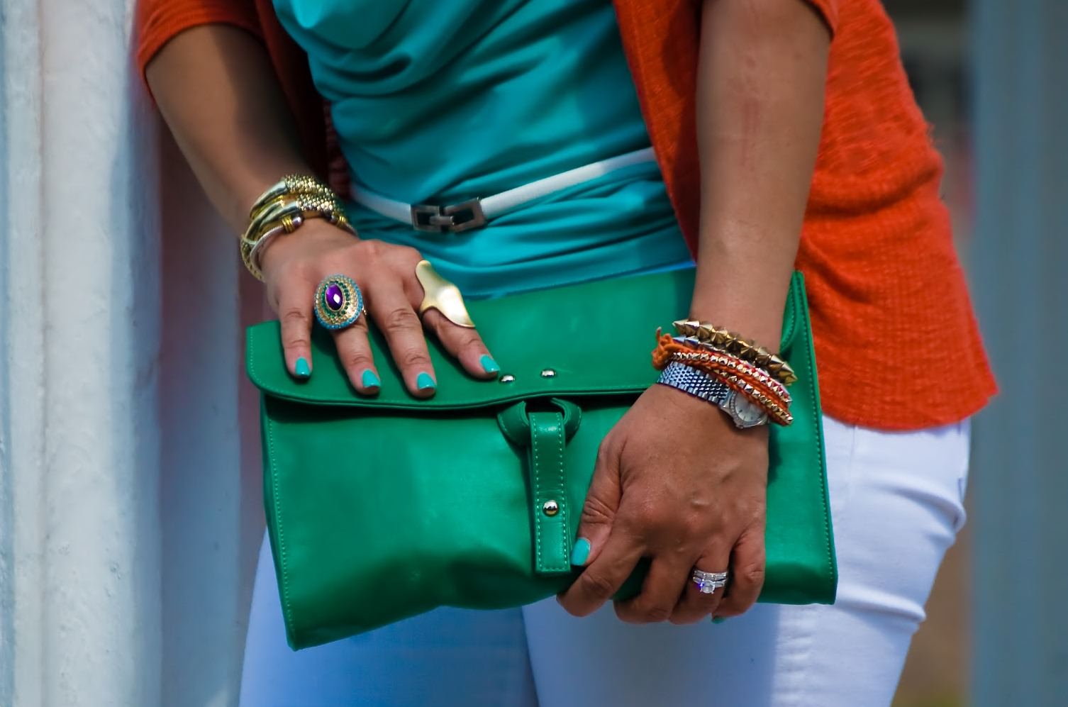 Найди цвета, которые сделают тебя по-настоящему счастливой!