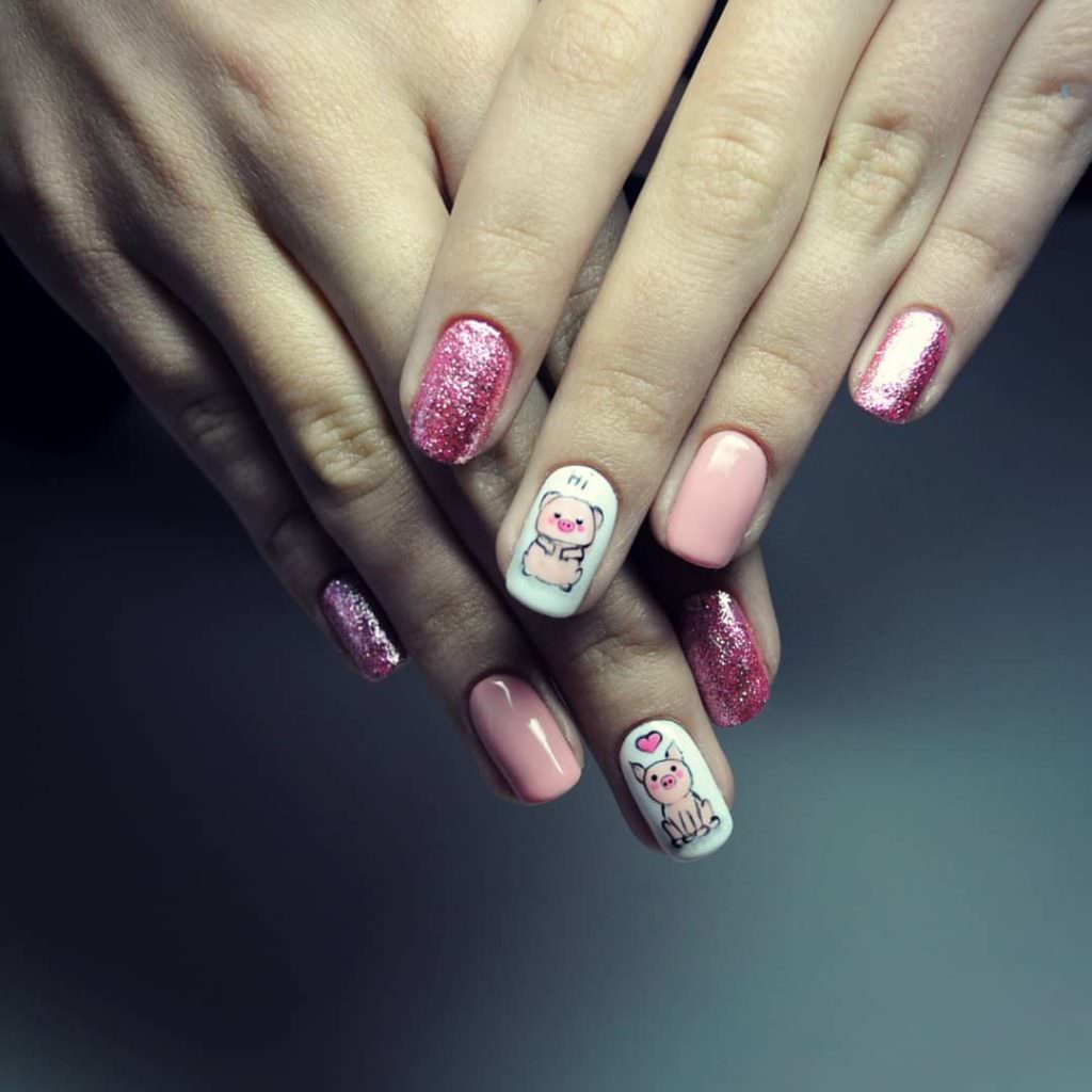 Маникюр с символом года