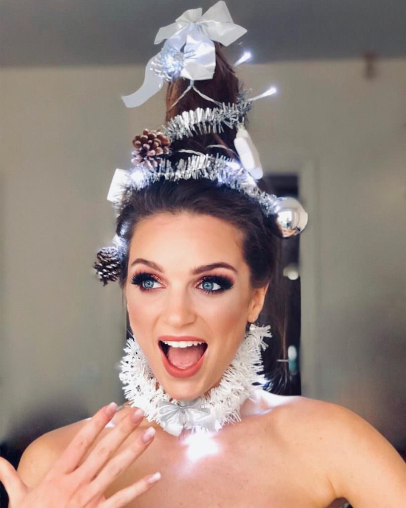 Рождественские причёски: новый Instagram-тренд