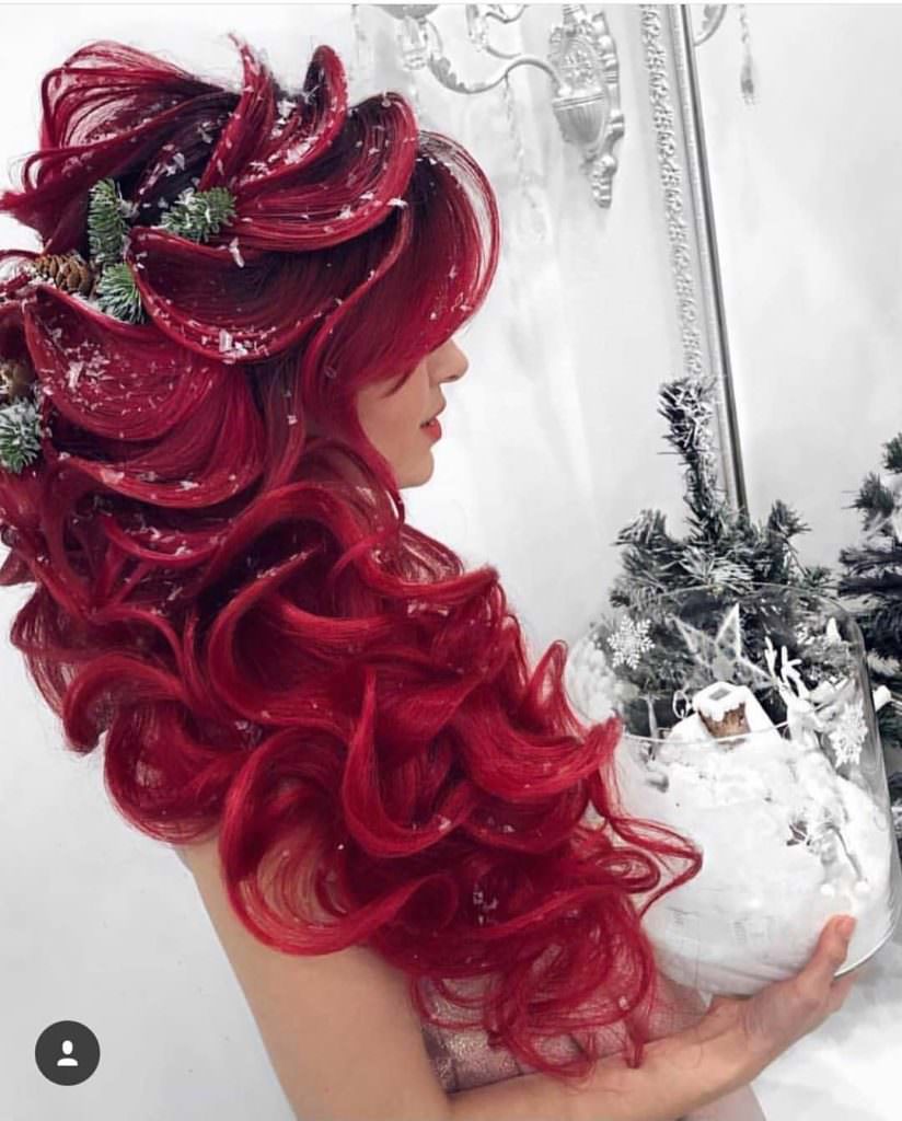 Рождественские причёски: новый Instagram-тренд