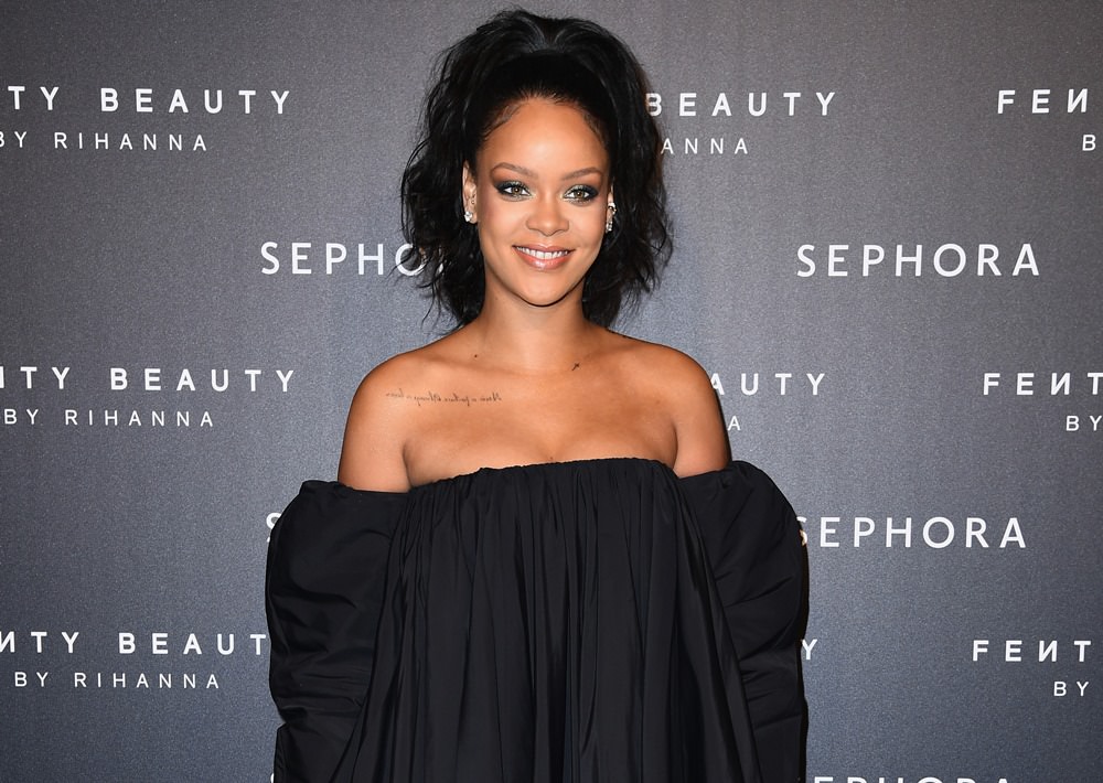 Тест: А вы знаете творчество Рианны?