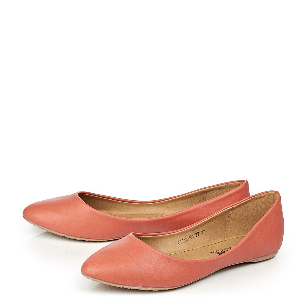 Особенности и критерии выбора модных женских балеток