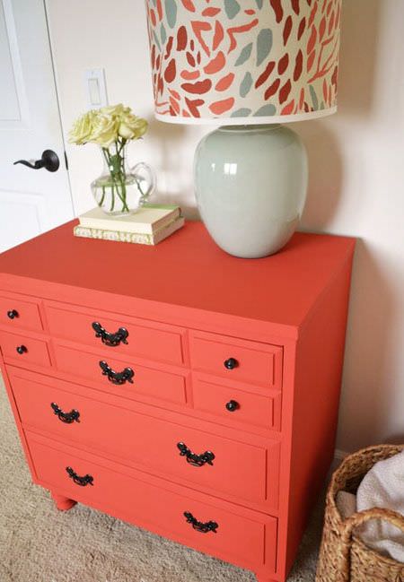 Как добавить коралловый в интерьер