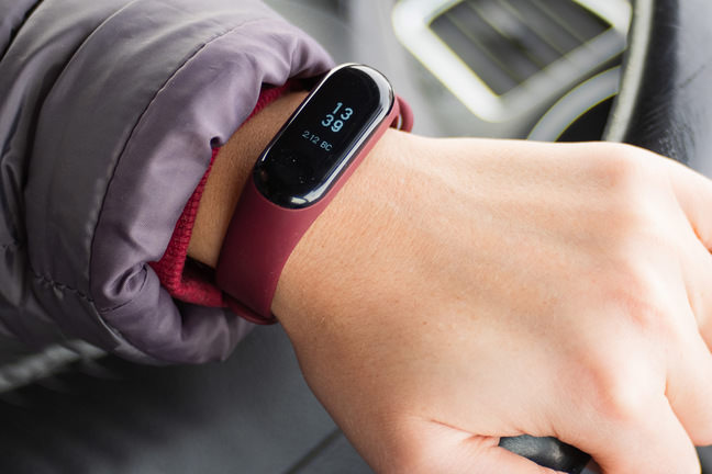 Преимущества покупки недорогого фитнес-браслета от Xiaomi