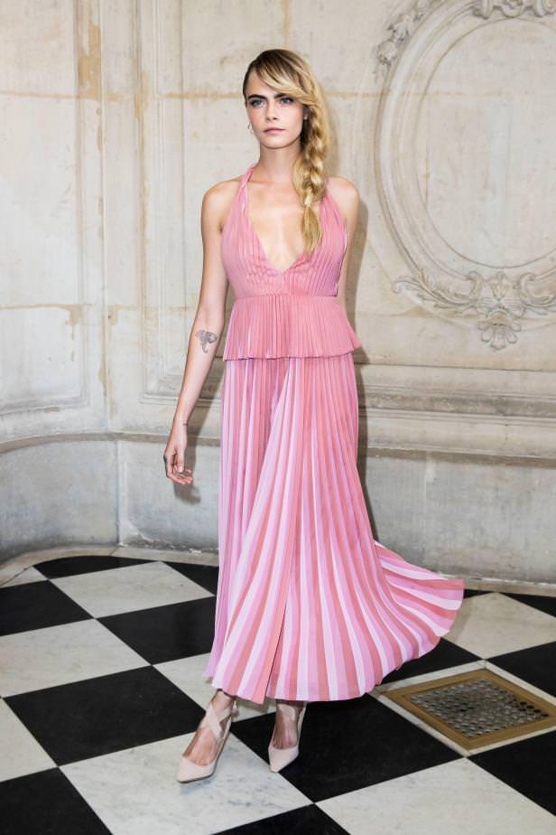 Неделя моды в Париже: наряды знаменитостей