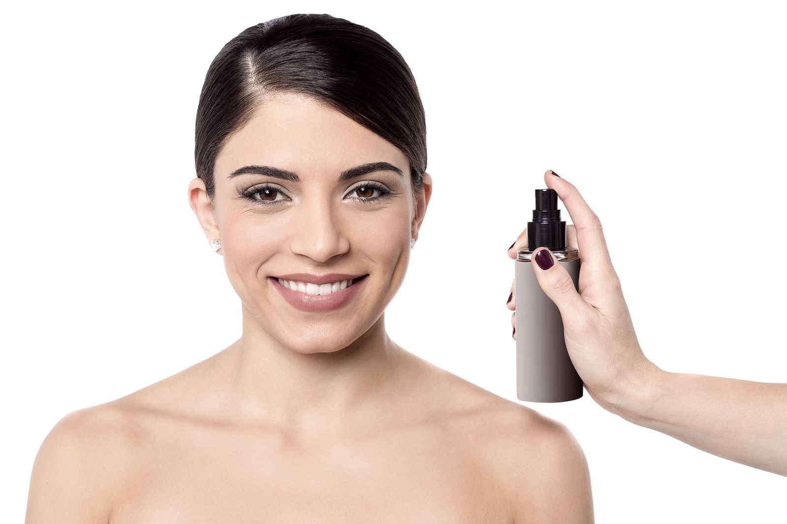 Создание спрея-закрепителя макияжа своими руками