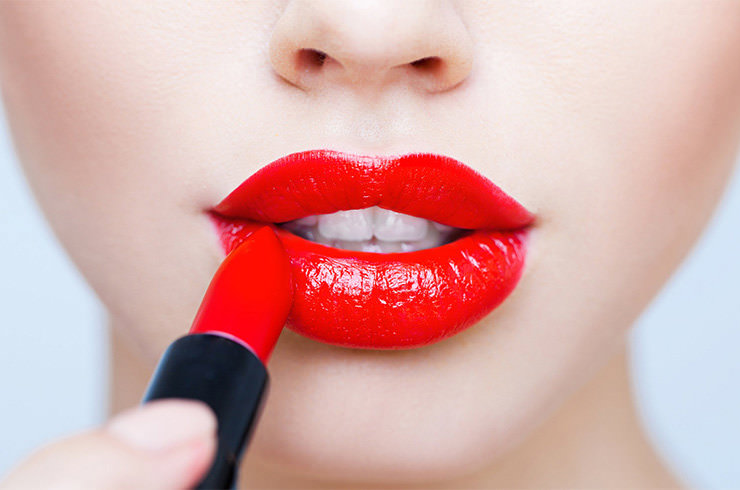 Лайфхаки для увеличения губ без косметических процедур