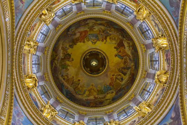 Александр — в какие дни можно праздновать день ангела