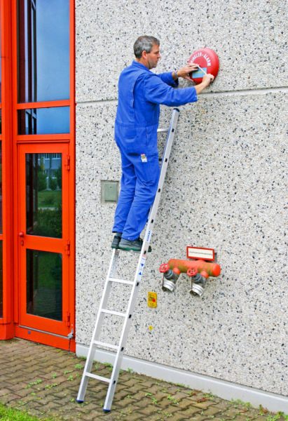 Алюминиевые лестницы: типы и советы по выбору