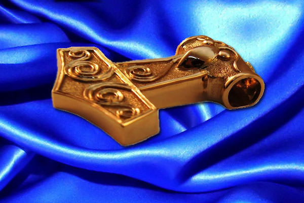 Амулет Молот Тора: что означает, история и метод использования