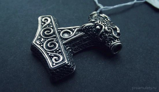 Амулет Молот Тора: что означает, история и метод использования