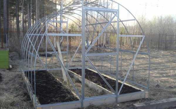 Арочная теплица радуга: характеристика и достоинства