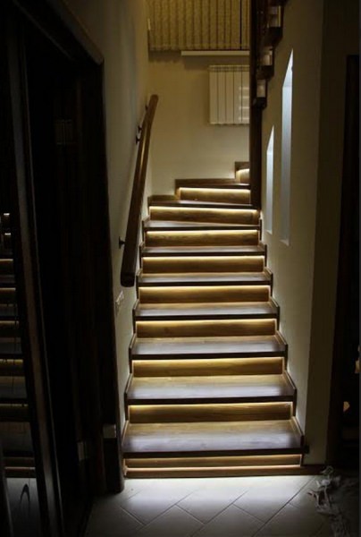 Автоматическая подсветка лестницы: типы и необходимое оборудование