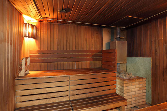 Баня в гараже своими руками, как сделать сауну, как построить баню из железного гаража – всё о банях