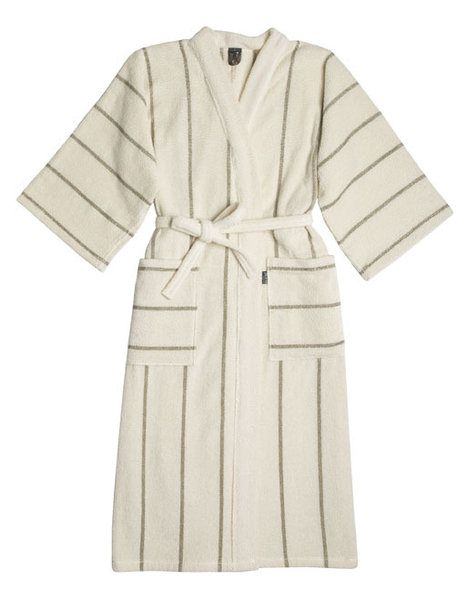 Банный халат: обзор современных изделий и материалов – всё о банях