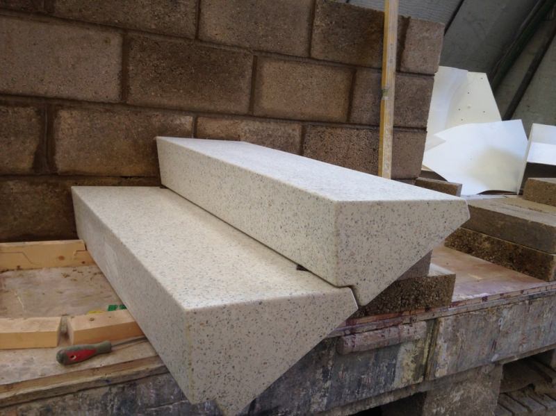 Бетонные и железобетонные ступени в обустройстве строений различного типа