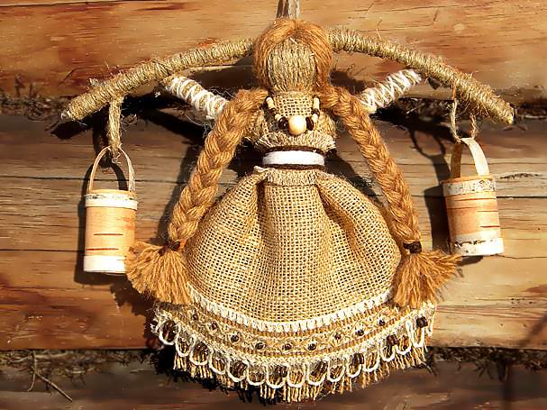 Чем отличаются между собой амулеты, талисманы и обереги