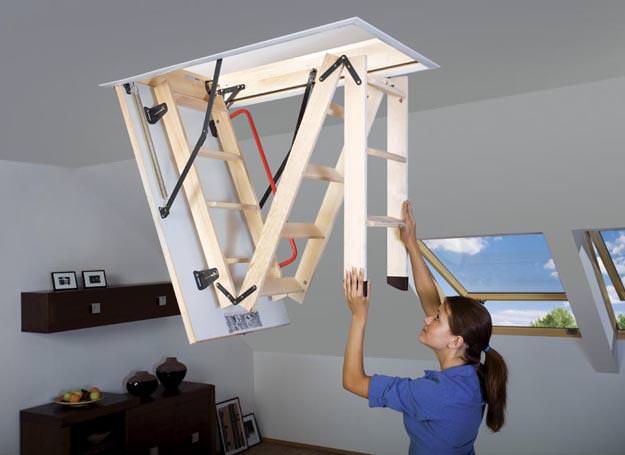 Чердачная лестница с люком: особенности конструкции и советы по монтажу