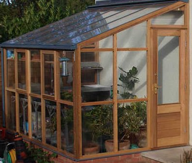 Что представляют собой односкатные теплицы?