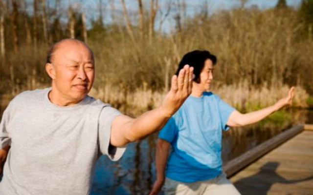 Цигун Ли Холдена : 20 минутный комплекс утром, 10 минутная утренняя зарядка и другие ритуалы