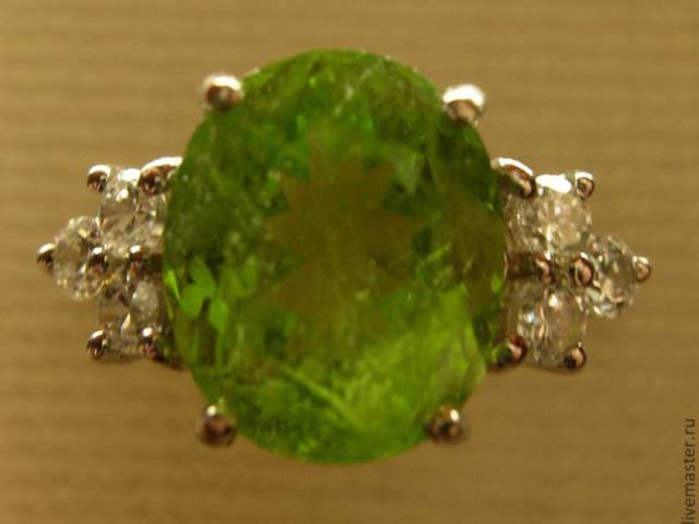 Циркон — свойства камня и значение для человека