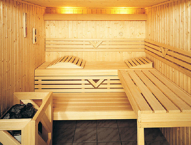 Допустимая температура в сауне и правила её безопасного посещения – всё о банях