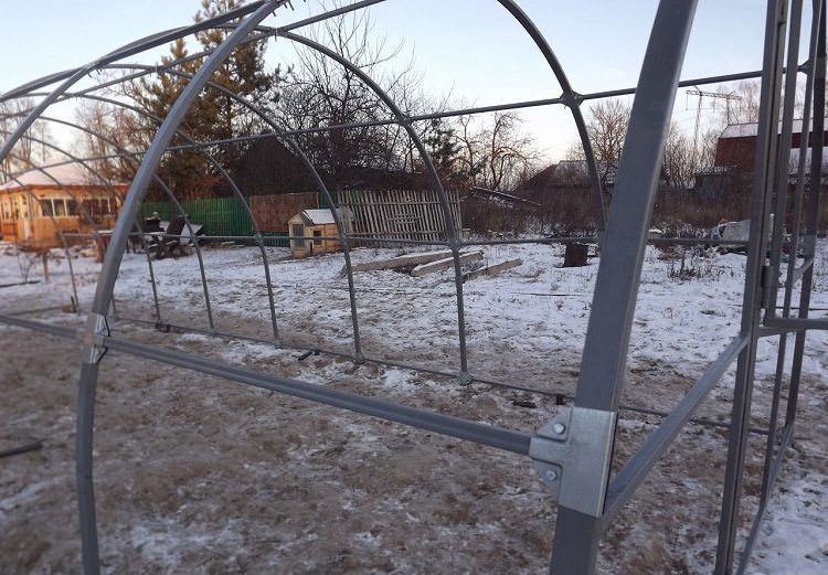 Достоинства и назначение краб-систем для теплиц