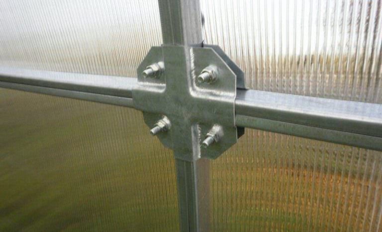 Достоинства и назначение краб-систем для теплиц