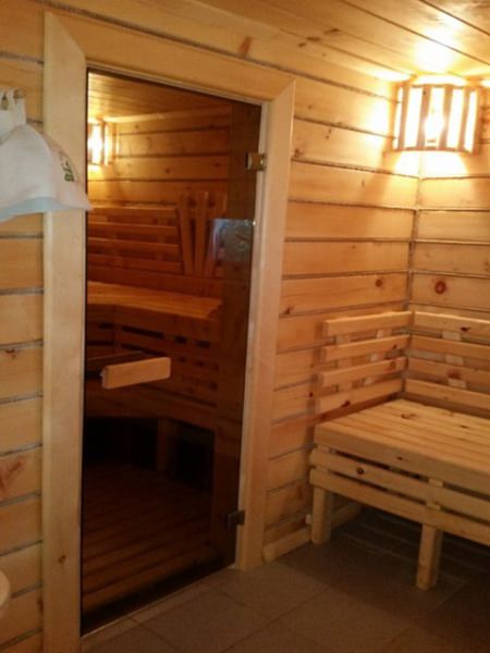 Двери банные в парилку: размеры с коробкой, какую входную дверь лучше поставить в парную, из дерева, пластиковую, стеклянную – всё о банях