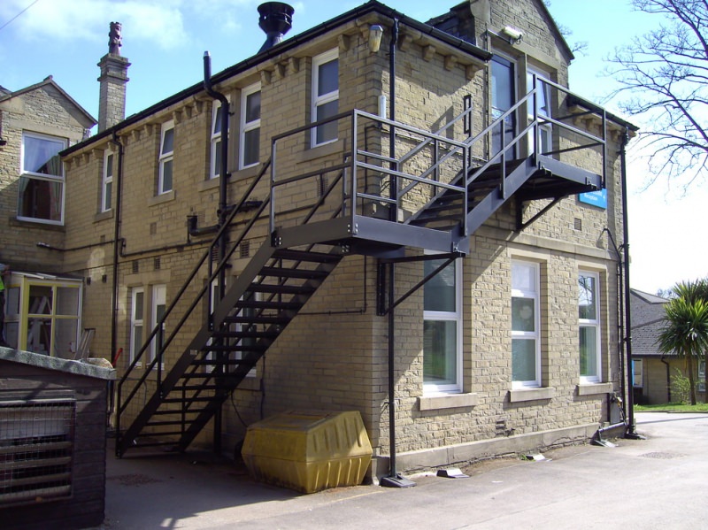 Гост 26887 86, гост 23120 78 и другие требования к пожарным лестницам