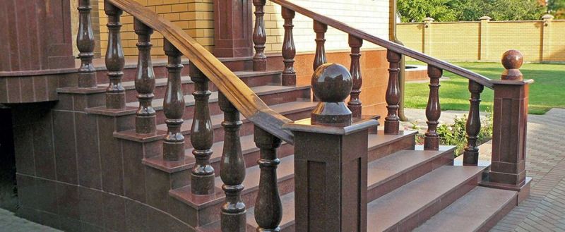 Гранитные балясины — преимущества натурального камня