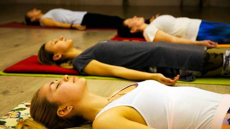 Йога-Нидра: что собой представляет, базовый комплекс для начинающих