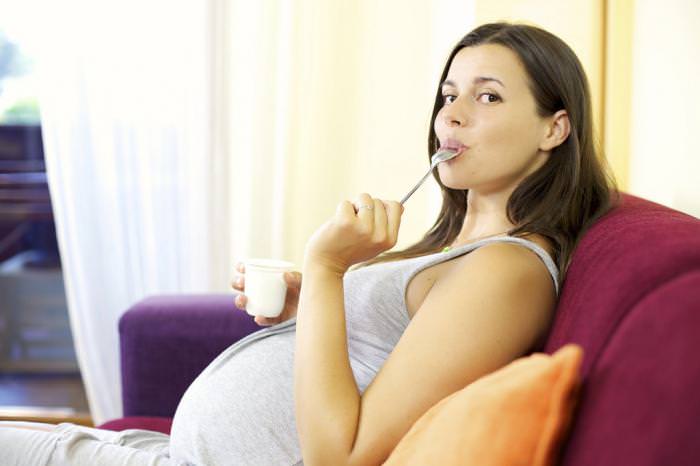 К чему снится беременная женщина: значение и толкование сновидения