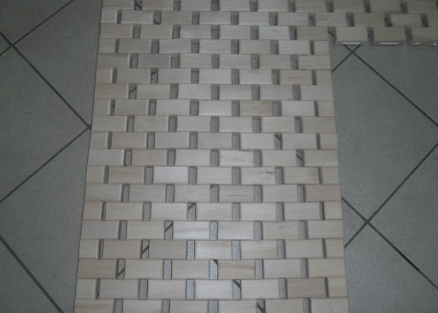 Кафель для бани на пол: плитка из змеевика, нескользящий керамогранит, какую керамическую плитку положить в парной, фото и видео – всё о банях