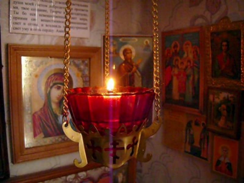 Как освятить квартиру самостоятельно и что для этого нужно