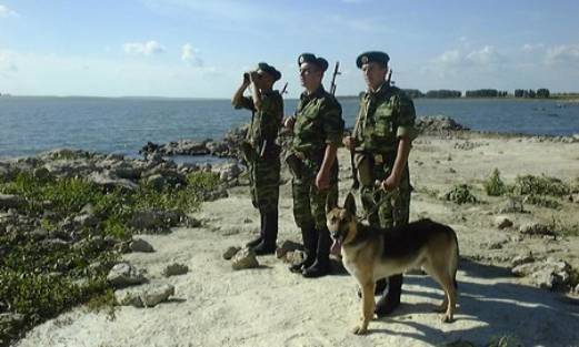Как попасть в погранвойска: служба по контракту после армии, вакансии, сколько зарабатывают