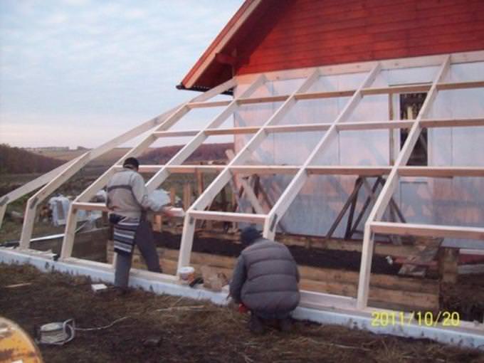 Как построить солнечный вегетарий своими руками?