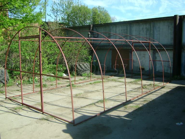 Как построить теплицу из арматуры