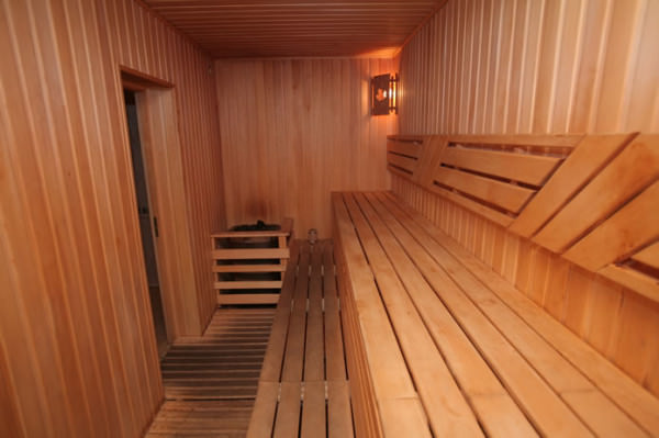 Как самостоятельно определить, какая вагонка лучше для бани? – всё о банях