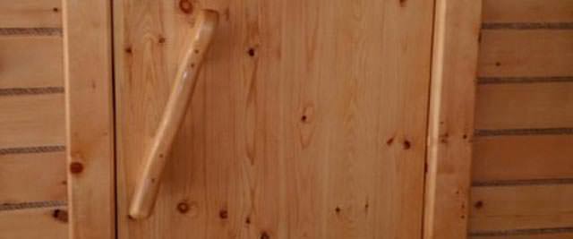 Как сделать дверь в баню: как сделать своими руками деревянные банные клиновые двери, изготовление, производство дверей в парилку, как установить – всё о банях