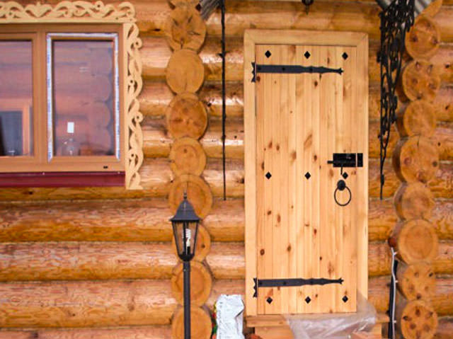 Как сделать дверь в баню: как сделать своими руками деревянные банные клиновые двери, изготовление, производство дверей в парилку, как установить – всё о банях