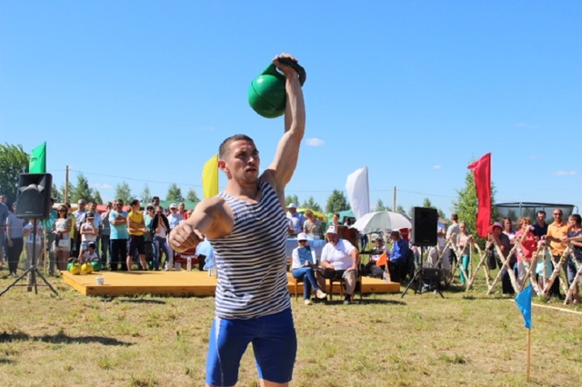 Как увеличить силу удара кулаком: упражнения на развитие силы и скорости, как правильно держать кулак при ударе