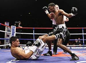 Как увеличить силу удара кулаком: упражнения на развитие силы и скорости, как правильно держать кулак при ударе