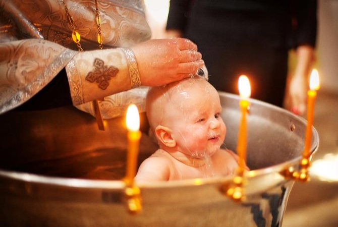 Как выбрать крестных родителей для ребенка