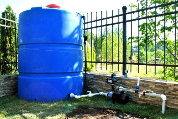 Как выбрать насос для полива из бочки