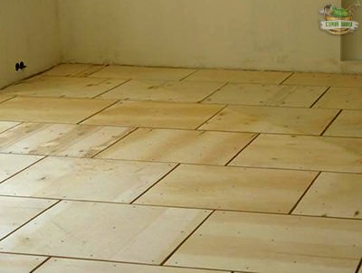 Как выровнять деревянный пол фанерой: разбор 4-х схем выравнивания в зависимости от величины перепадов – всё о банях