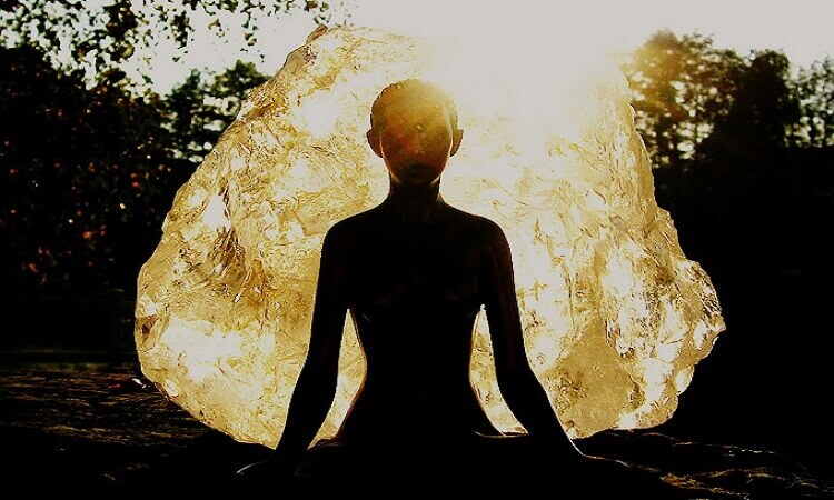 Как защитить себя от чужой негативной энергии: 5 важных правил