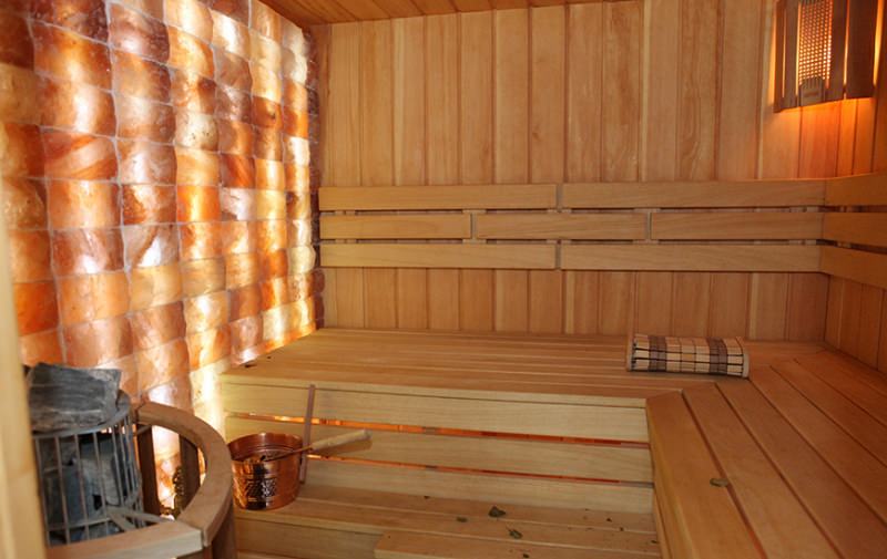 Какие сложности представляет собой электрика в бане – всё о банях