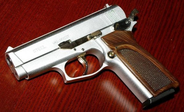 Какой травматический пистолет лучше для самообороны